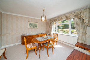 DINING ROOM- click for photo gallery